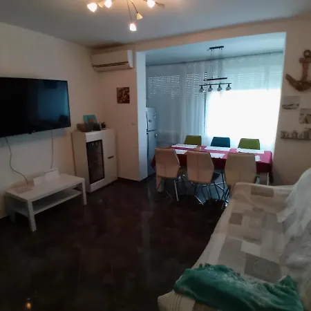 Apartman Rab-palit